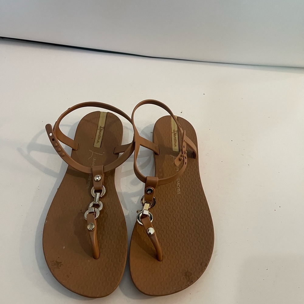 Stylish Tan Sandals with Chain Detail
